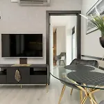 Apartport Wyjatkowe Z Widokiem Na Port W Gdyni By Renters Appartement Gdynia