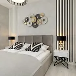Appartement Apartport Wyjatkowe Z Widokiem Na Port W Gdyni By Renters Gdynia