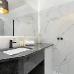 Appartement Apartport Wyjatkowe Z Widokiem Na Port W Gdyni By Renters