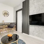 Apartport Wyjatkowe Z Widokiem Na Port W Gdyni By Renters Appartement *