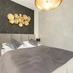 Apartport Wyjatkowe Z Widokiem Na Port W Gdyni By Renters * Gdynia