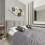 Apartport Wyjatkowe Z Widokiem Na Port W Gdyni By Renters Gdynia