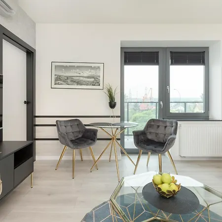 Apartport Wyjatkowe Z Widokiem Na Port W Gdyni By Renters * Gdynia