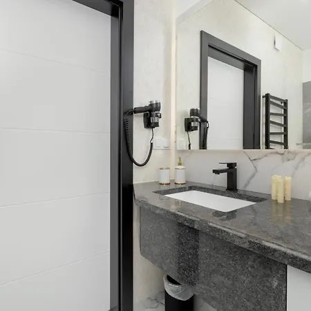 Apartport Wyjatkowe Z Widokiem Na Port W Gdyni By Renters Appartement *