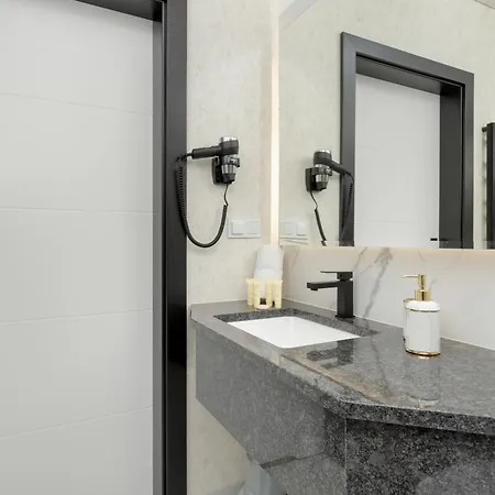 Apartport Wyjatkowe Z Widokiem Na Port W Gdyni By Renters Appartement *