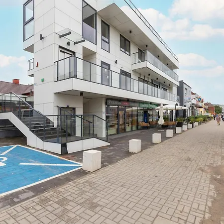 Apartport Wyjatkowe Z Widokiem Na Port W Gdyni By Renters