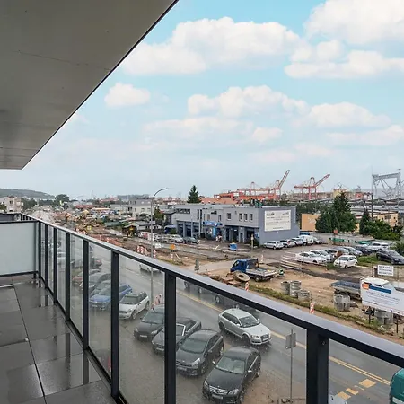 Apartport Wyjatkowe Z Widokiem Na Port W Gdyni By Renters Gdynia