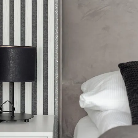 Apartport Wyjatkowe Z Widokiem Na Port W Gdyni By Renters Appartement Gdynia